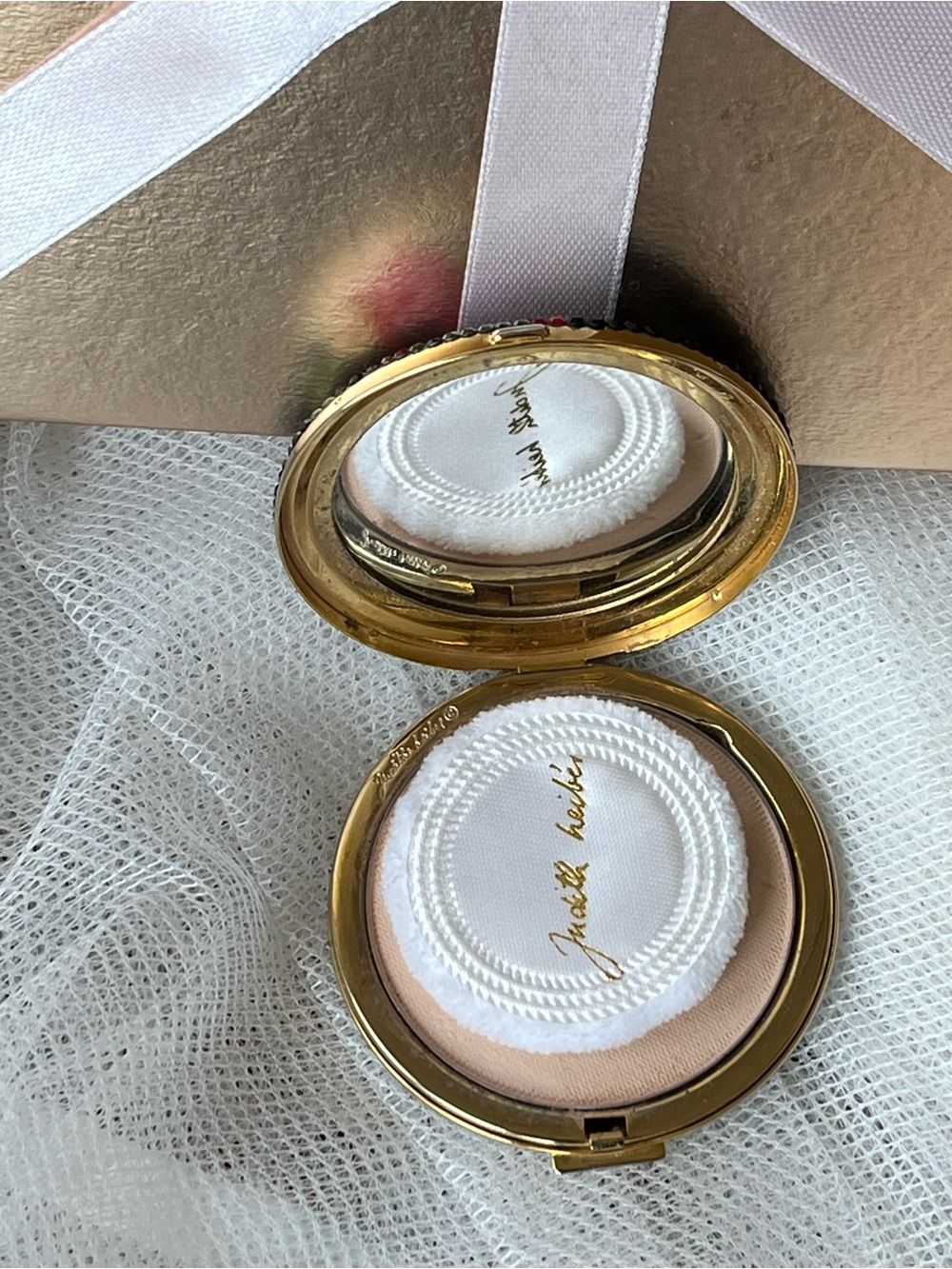 Judith Leiber ✨⭐️💐Vintage Floral Crystal ✨ Compact, EUC - Picture 15 of 16